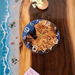 Usatabletops-Poplar-Blue-Epoxy-Resin-Wall-Clock-3