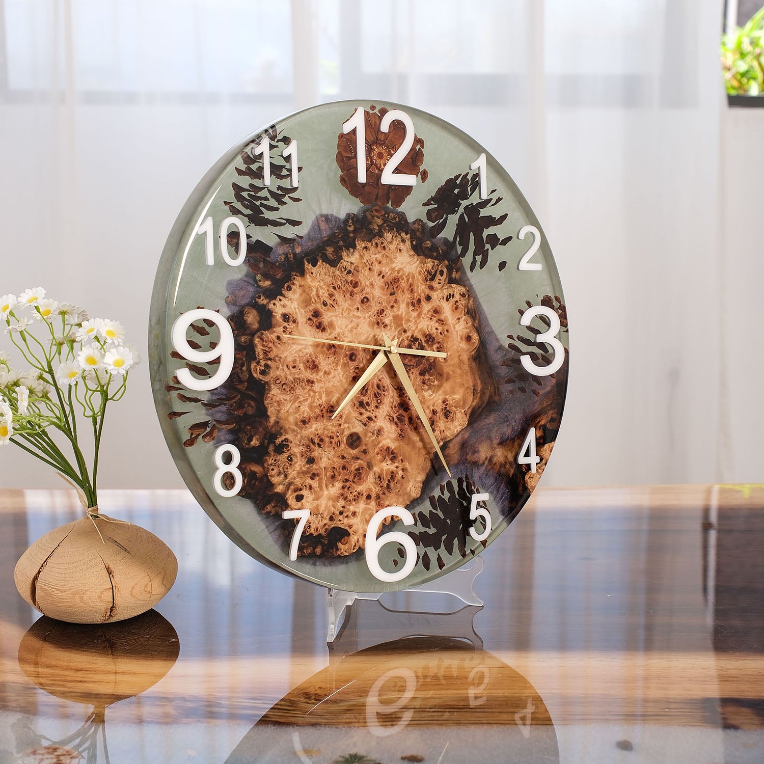 Usatabletops-Poplar-Natural-Style-Light-Green-Epoxy-Resin-Wall-Clock-2
