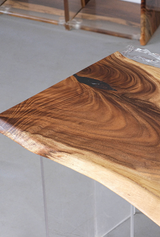 Usatabletops-Walnut-Clear-Epoxy-Table-Live-Edge-59.06_Lx27_2