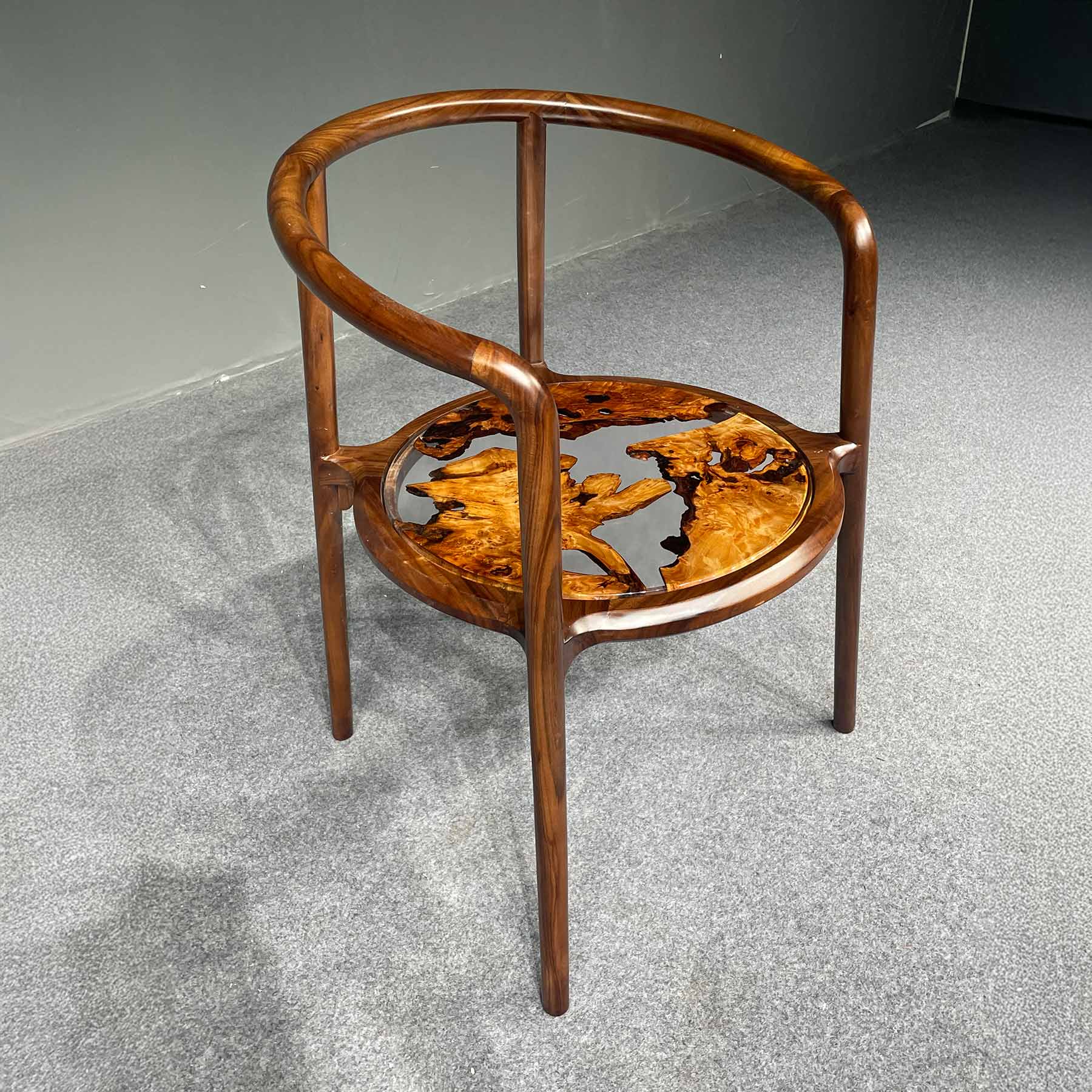 Usatabletops-clear-epoxy-resin-wood-round-chair-2